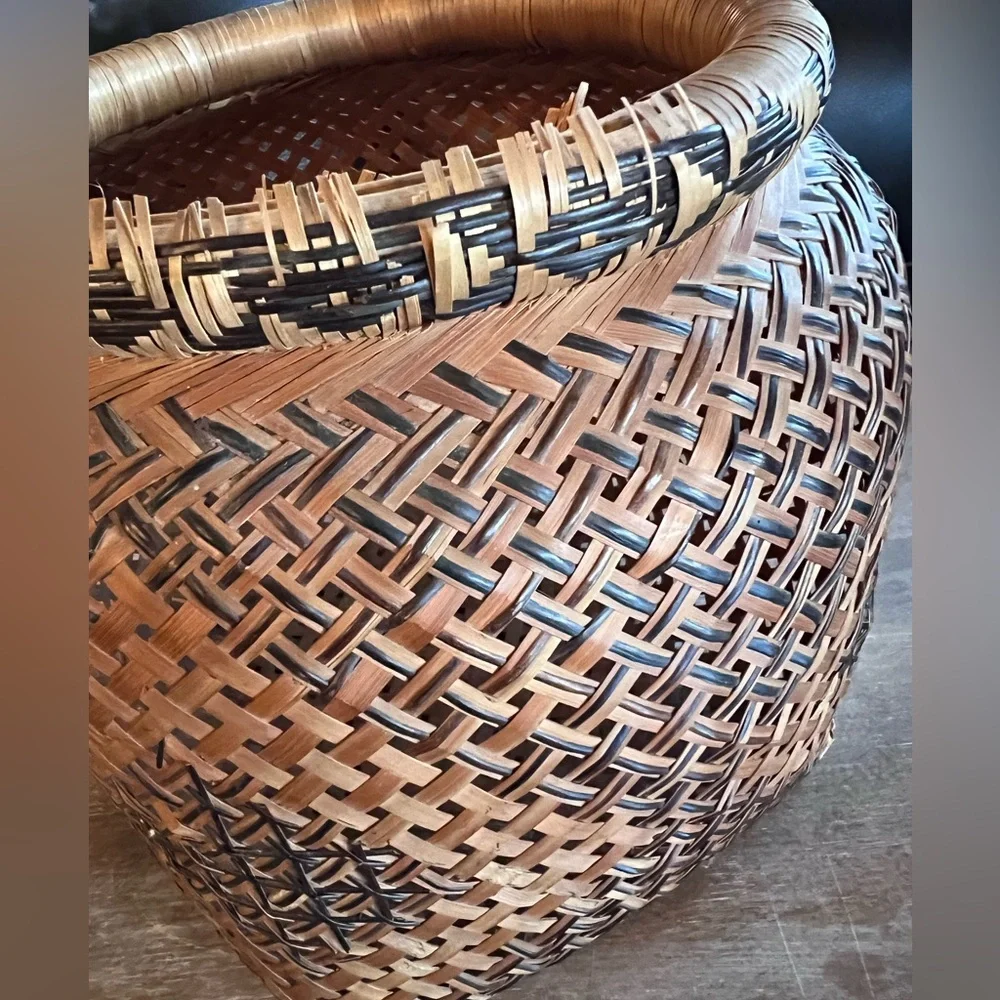 ❤️ Antique Handled Basket 🖤🖤🖤